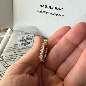 BaubleBar Amelia Cubic Zirconia Ring size 9